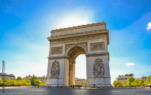Nice view of the Arc de Triomphe de l   toile  one of the most famous and popular monuments in Paris. The two pillars at the west fa  ade shows the sculptures La Paix and La R  sistance by Antoine   tex.