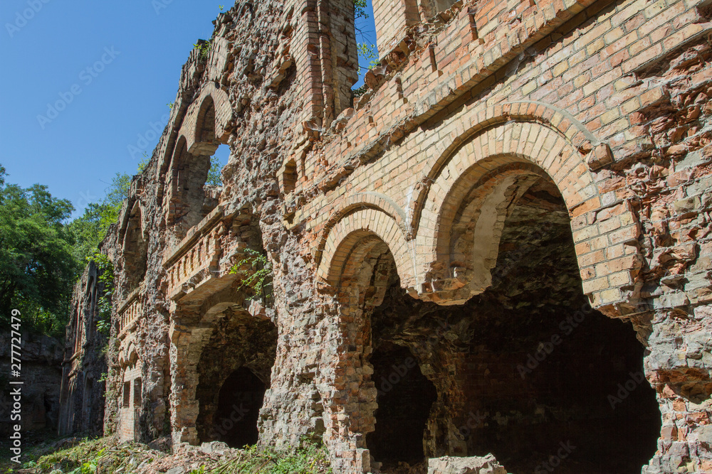 Fototapeta premium Ruins of Tarakanivskiy Fort (Fort Dubno, Dubno New Castle) - fortification, architectural monument of 19th century.