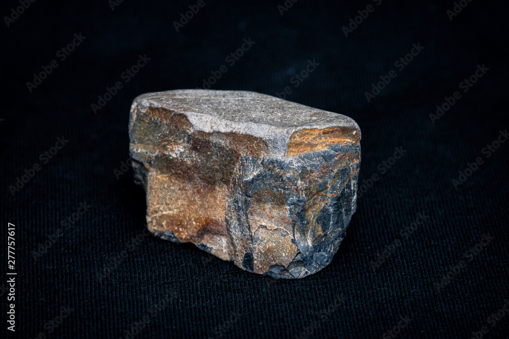 Muskovit gemstone containing high concentration of iron ores Muskovit gemstone containing high concentration of iron ores