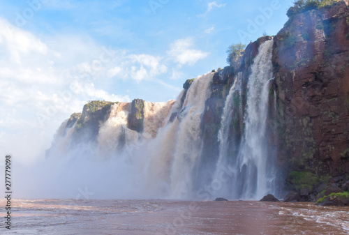 Cataratas de Iguazú, vista desde el agua
