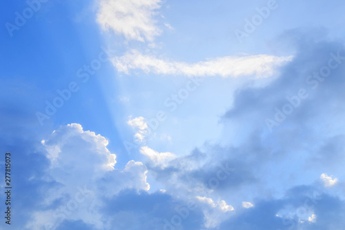 Sky sunlight and clouds Blue sky is beautiful Soft clouds and sky with sun rays Nature creates a beautiful sky 
