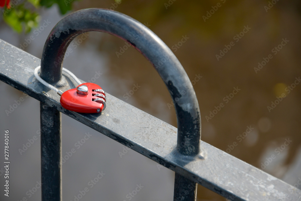 red padlock heart i love you married couple together bridge eternity red padlock heart i love you married couple together bridge eternity