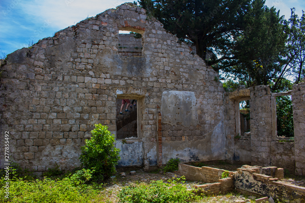 abandoned old house at the island of lokrum