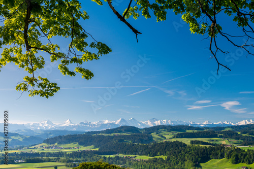 Foto Aussicht vom Emmental Richtung Berner Alpen
