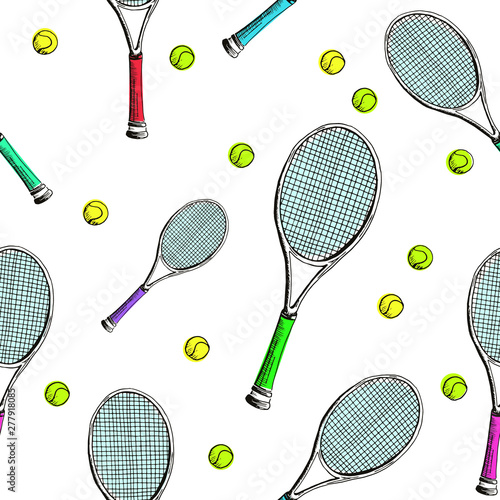 Tennis background. Seamless vector pattern of hand-drawn colored sketch style tennis racquet with yellow tennis balls on transparent background. 