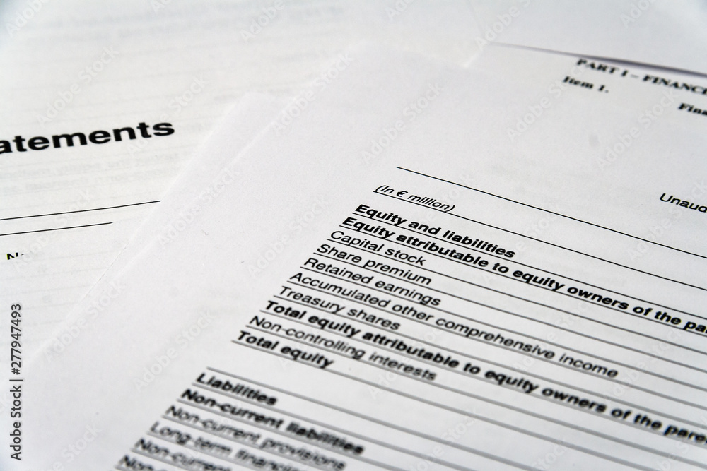 Obraz premium Accounting financial banking stock spreadsheet data, income statement balance