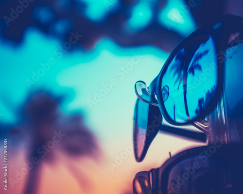 Sticker Palm Tree Reflected Vacation Sunglasses