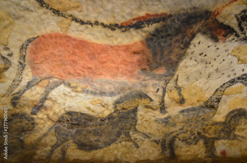 CHEVAL GROTTE DE LASCAUX II PERIGORD NOIR DORDOGNE FRANCE