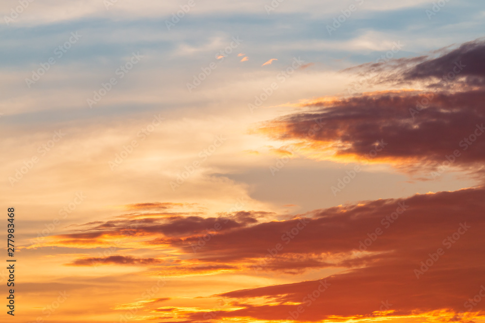Fototapeta premium colorful dramatic sky with cloud at sunset.