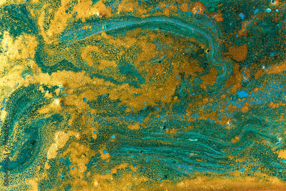 Liquid uneven green marbling pattern with golden glitter and glare of light