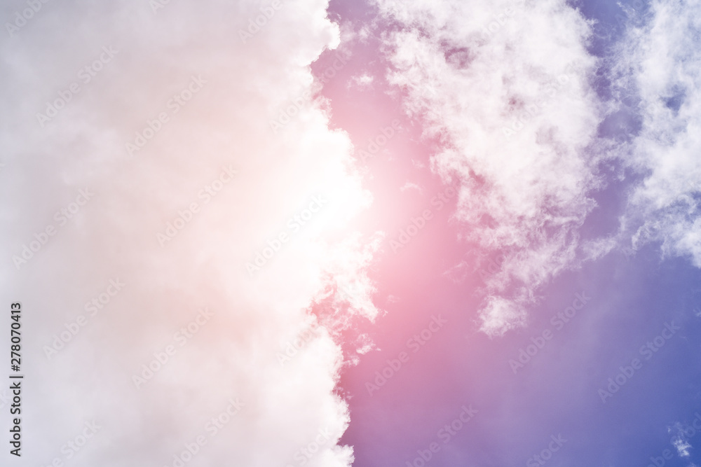 Naklejka premium Beautiful blue sky with cloud background. with color tone sunlight.
