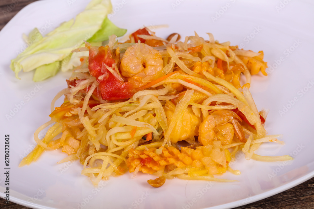 Thai salad with papaya and prawn Thai salad with papaya and prawn