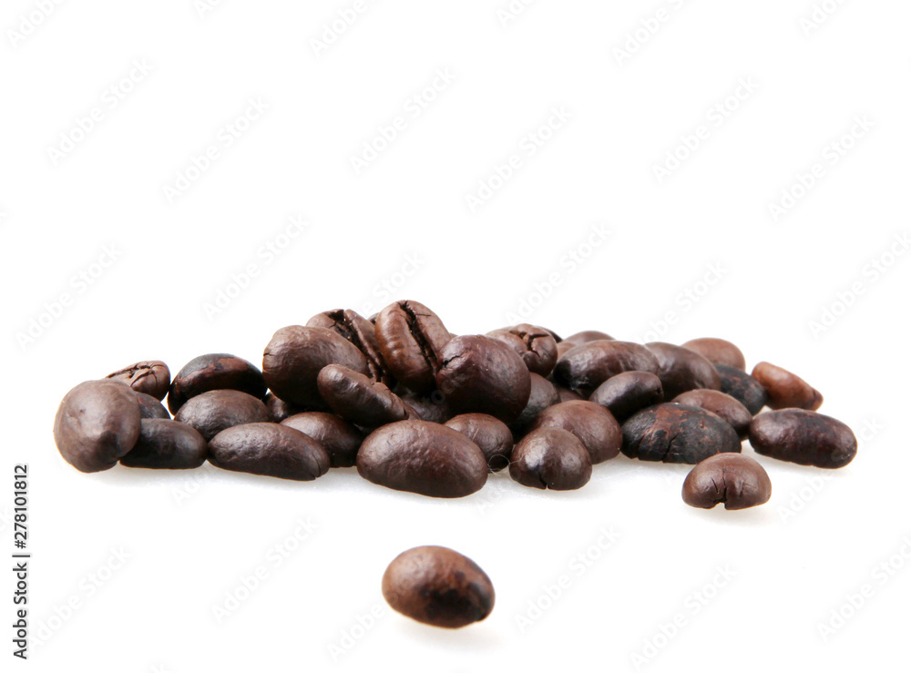 Fototapeta premium Coffee Beans Isolated On White