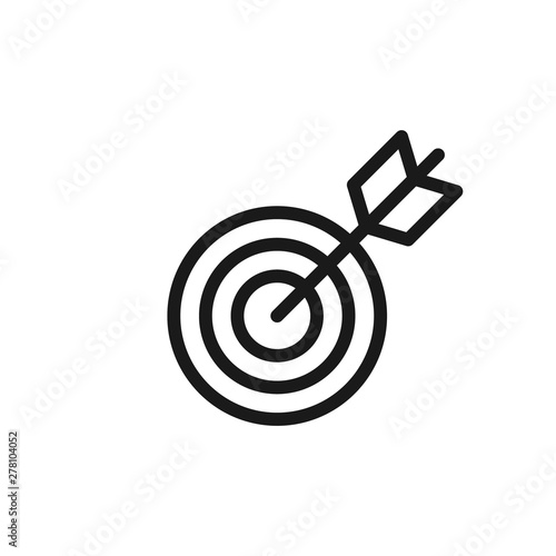 Target icon in line design. Arrow, business goal, focus, success icon. Business and financial goals conecpt