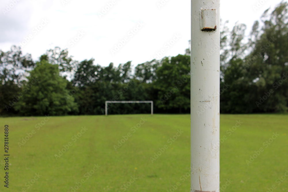 Obraz premium close up of a goal post from a socce rpitch