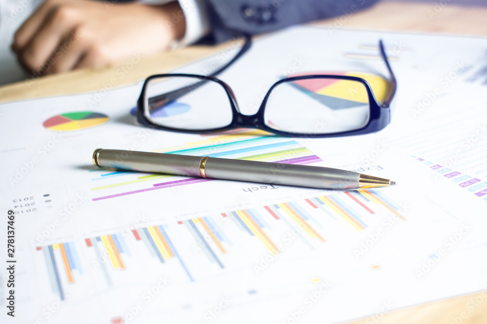 Fototapeta premium Many business documents. Put on the table. Business concepts.