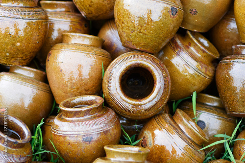 Obraz na plátne Many brown earthen pots,Jars.
