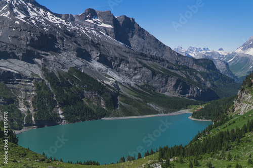 Oeschinensee lake from above