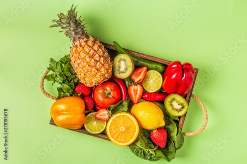 Fototapeta Naklejka Na Ścianę i Meble -  Fruits and vegetables rich in vitamin C in box.
