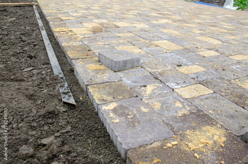 Image of paving slabs