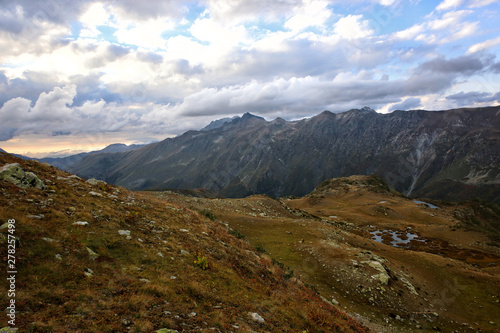 Fototapeta Naklejka Na Ścianę i Meble -  Valley of the Seven Lakes in the Caucasus Mountains.