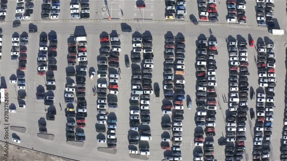the movement of vehicles on the parking lot at the entrance and exit from the territory. the movement of vehicles on the parking lot at the entrance and exit from the territory.
