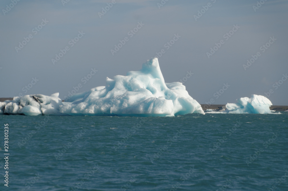 Iceburgs in a Glacial Lagoon Iceburgs in a Glacial Lagoon