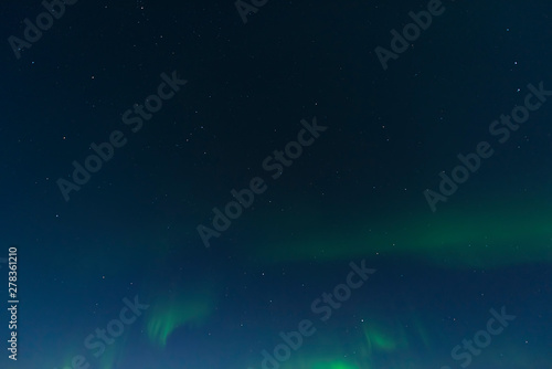 Fototapeta Naklejka Na Ścianę i Meble -  Looking up into the northern lights