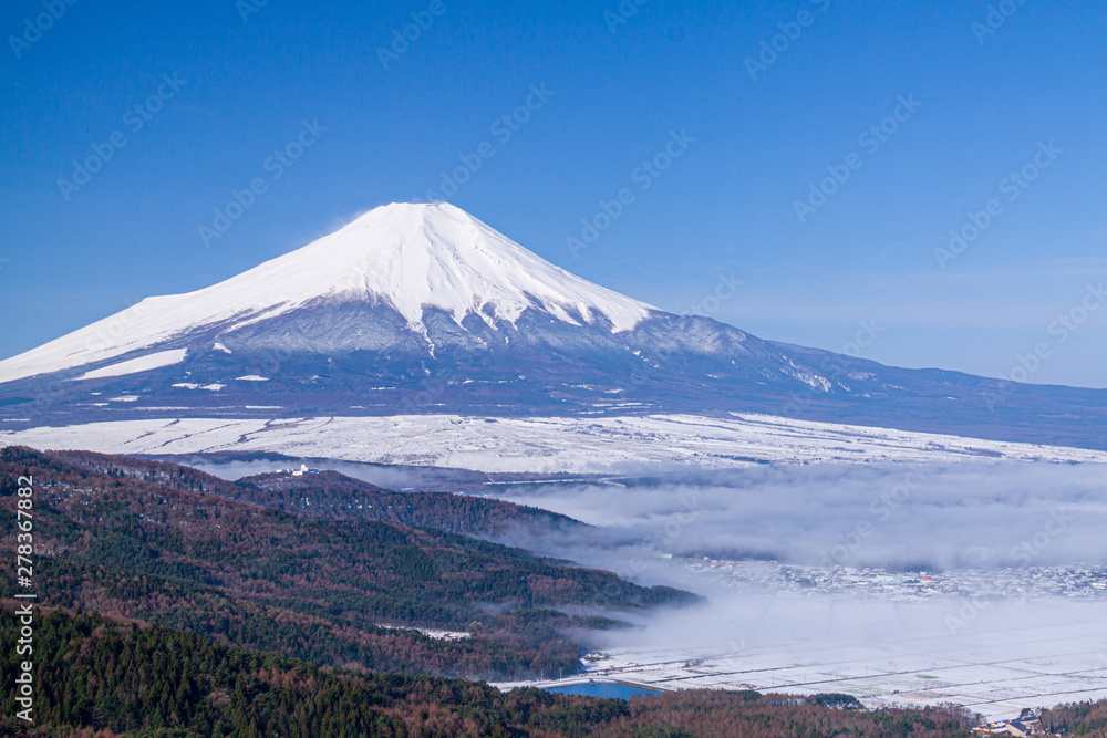 忍野村 二十曲峠 夜明けの富士山