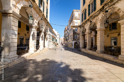 Fototapeta Naklejka Na Ścianę i Meble -  Morgentliche Altstadt von Korfu