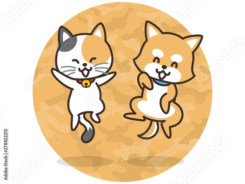 ジャンプする犬と猫