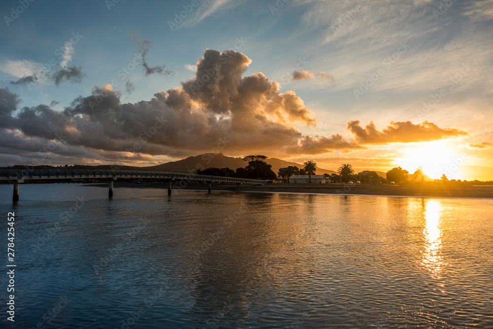 Naklejka premium At the end of the day 