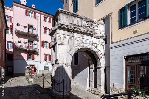 Arco di Riccardo, ancient Roman gate of the city of Trieste, Italy photo