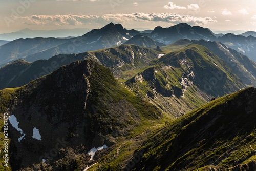 Cuadro en lienzo mountain landscape in the Carpathian Mountains, iezeru caprei, saua caprei,  Fag
