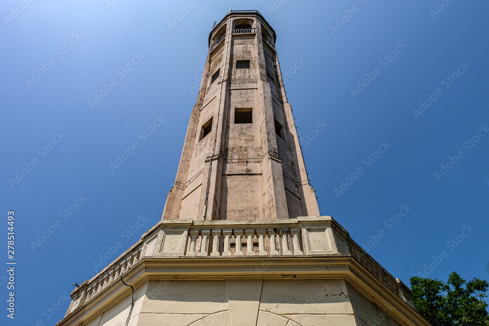 Obraz premium Faro di Brunate, Como