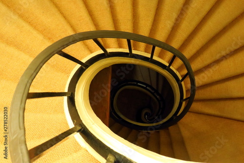 Spiral staircase pattern