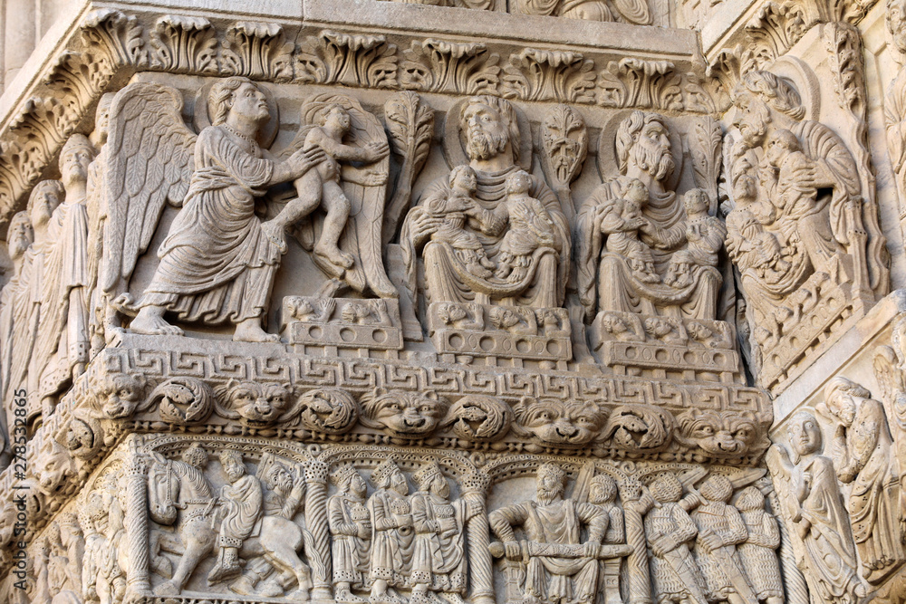 Details of the west portal  Saint Trophime Cathedral in Arles, France. Bouches-du-Rhone,  France