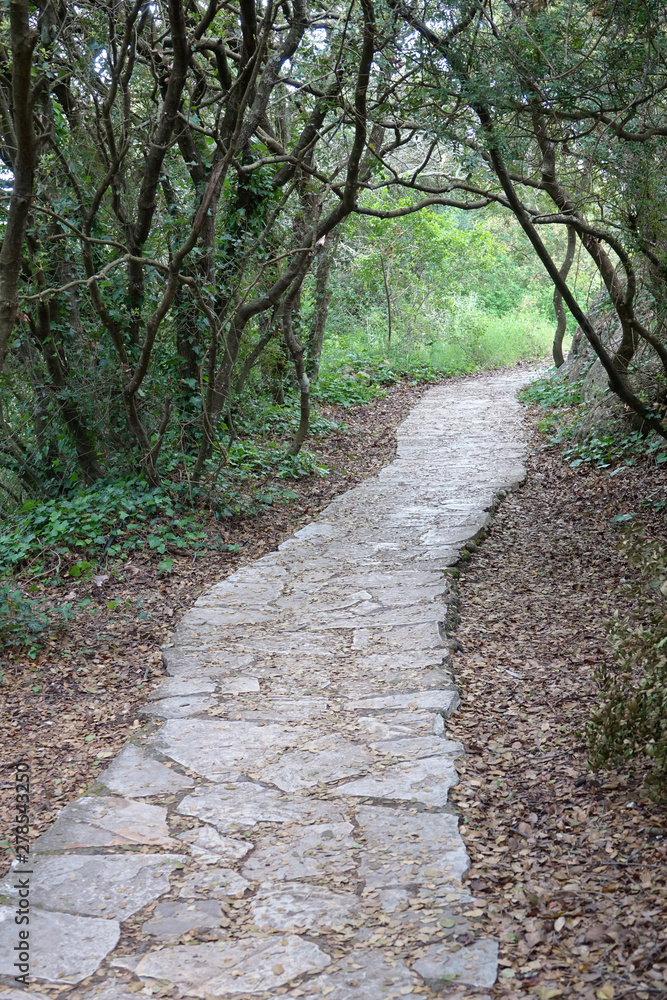 Weg am Kaiser’s Throne auf Korfu