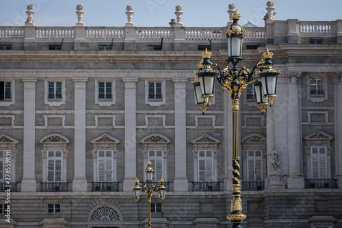 Palacio real de Madrid en España