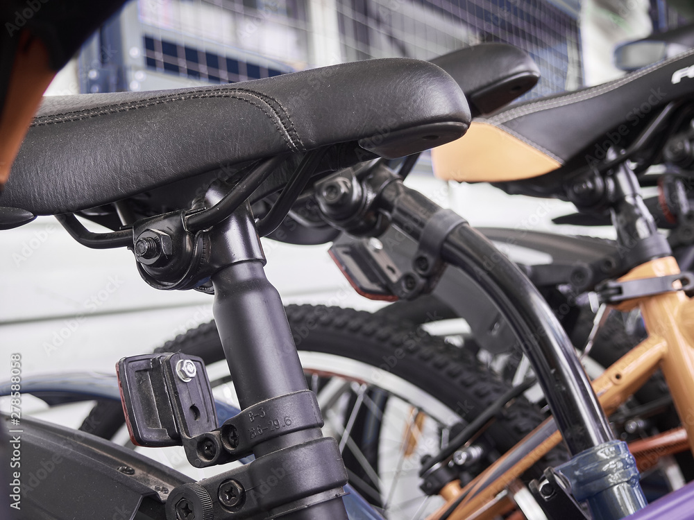 Fototapeta premium rower. części zamienne i akcesoria. Transport sportowy.