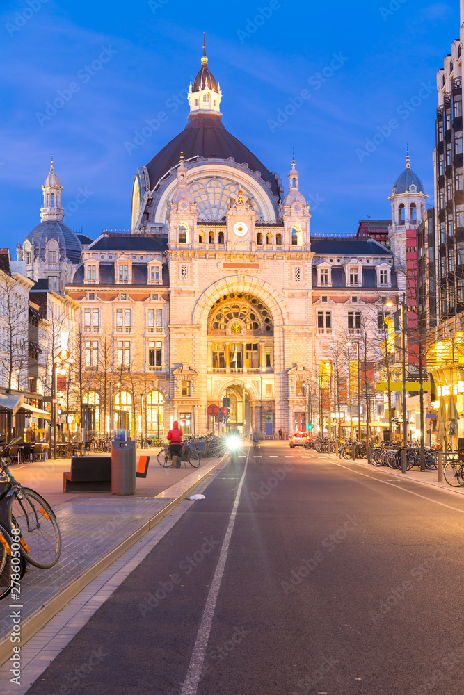 Fototapeta premium Antwerp train station Belgium