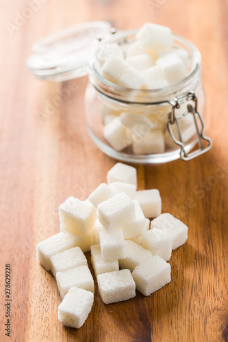 Obraz na plátně Sweet white sugar cubes.