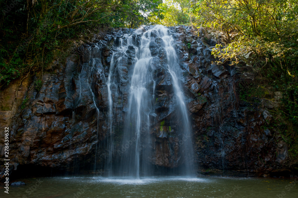 Ellinjaa Falls, Atherton Tablelands, Queensland, Australia Ellinjaa Falls, Atherton Tablelands, Queensland, Australia