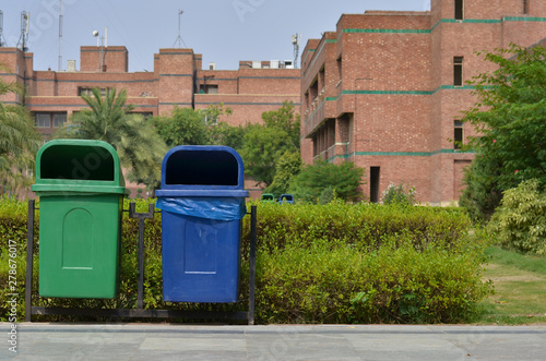 Wallpaper Mural Delhi government has installed a lot of green & blue dustbins throughout the city, this one in an educational institute. The green ones for organic waste, & blue for non organic, non recyclable waste Torontodigital.ca