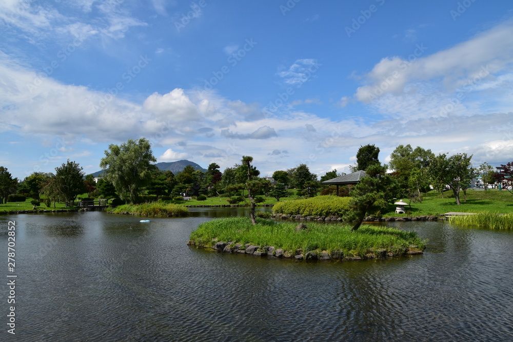 Fototapeta premium Japanese Garden in Hokkaido, Japan