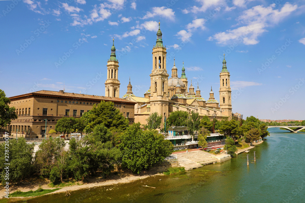 Basilica Cathedral of Our Lady of Pillar and Ebro River in Zaragoza, Spain