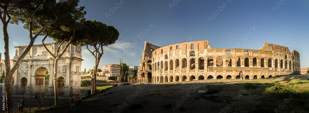 Kolosseum mit Konstantinbogen Panorama