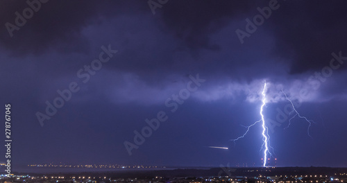 Obraz na plátně lightning over Akrotiri (RAF) , Limassol