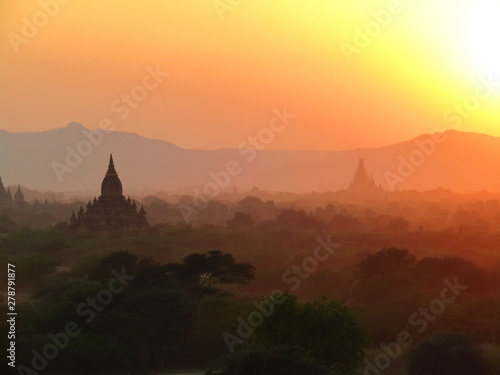 coucher de soleil Bagan