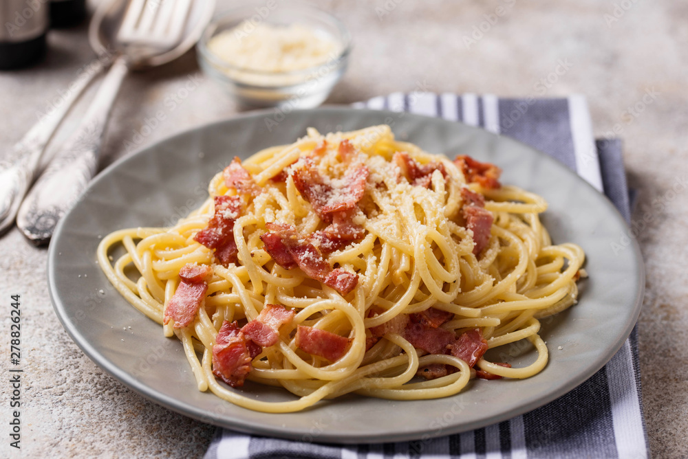 Pasta Carbonara with bacon and parmesan